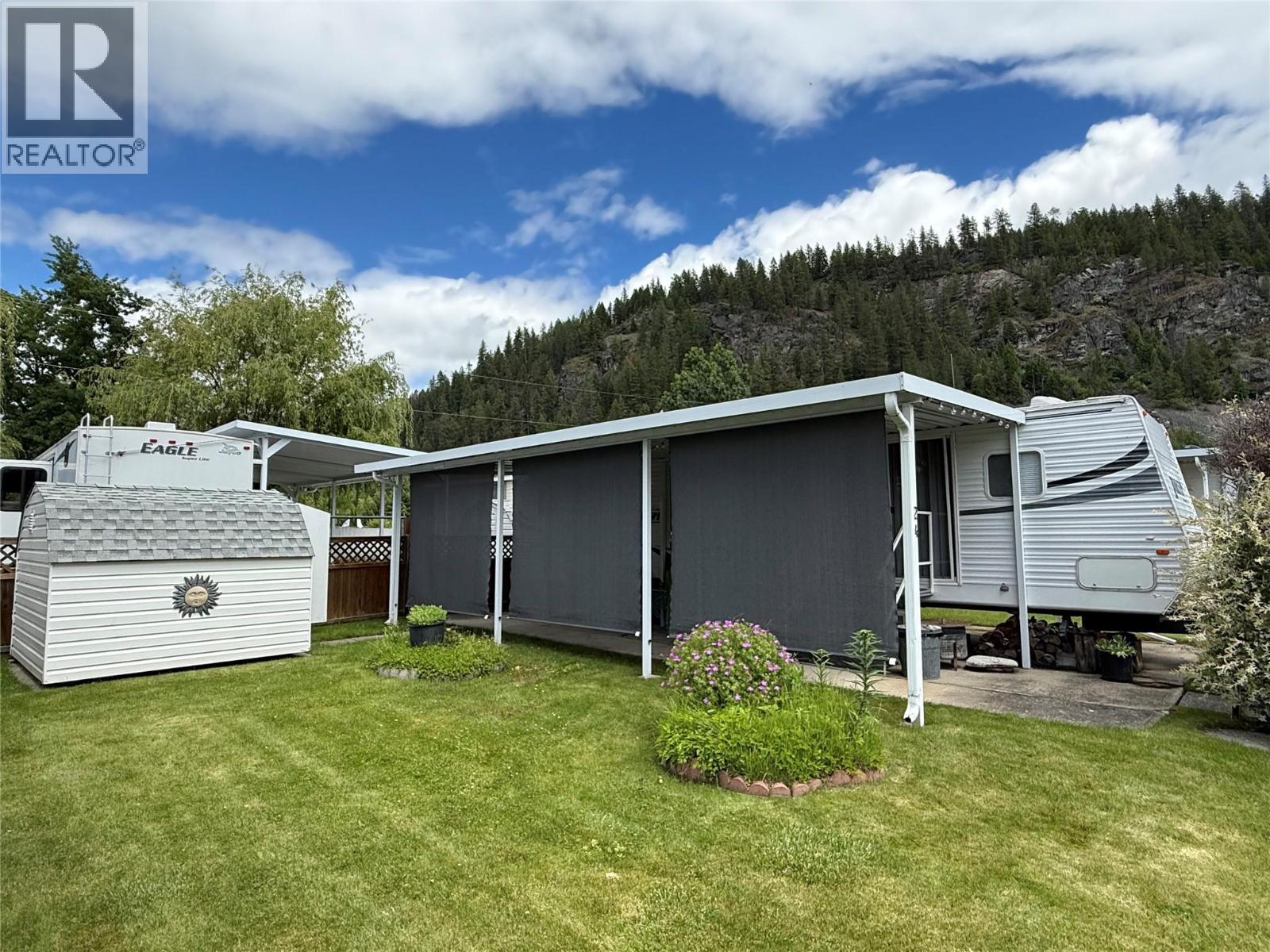 1805 Hwy 3 Highway Unit# 24, Christina Lake, British Columbia  V0H 1E0 - Photo 3 - 10390996