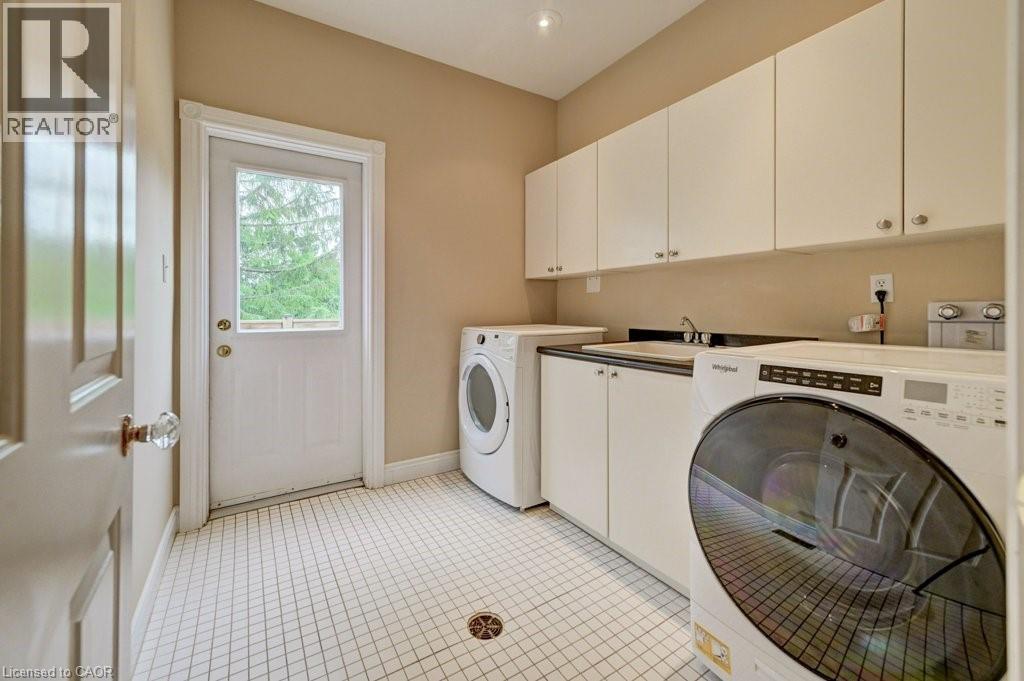 336 Bushwood Court, Waterloo, Ontario  N2T 2E7 - Photo 24 - 40838621