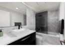 1075 Sunset Drive Unit# PH1, Kelowna, BC V1Y 9Y9