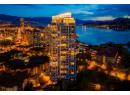1075 Sunset Drive Unit# PH1, Kelowna, BC V1Y 9Y9