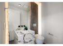 1075 Sunset Drive Unit# PH1, Kelowna, BC V1Y 9Y9
