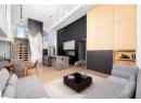1075 Sunset Drive Unit# PH1, Kelowna, BC V1Y 9Y9
