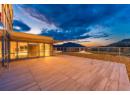 1075 Sunset Drive Unit# PH1, Kelowna, BC V1Y 9Y9