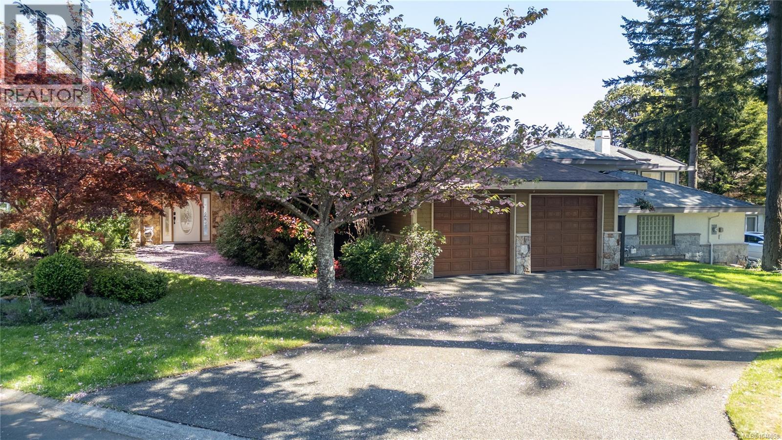 4405 Moonlight Lane