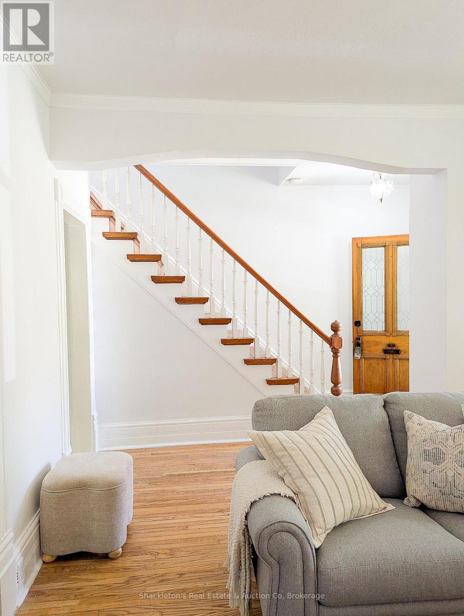351 West Gore Street, Stratford, Ontario  N5A 1K9 - Photo 10 - X13432976