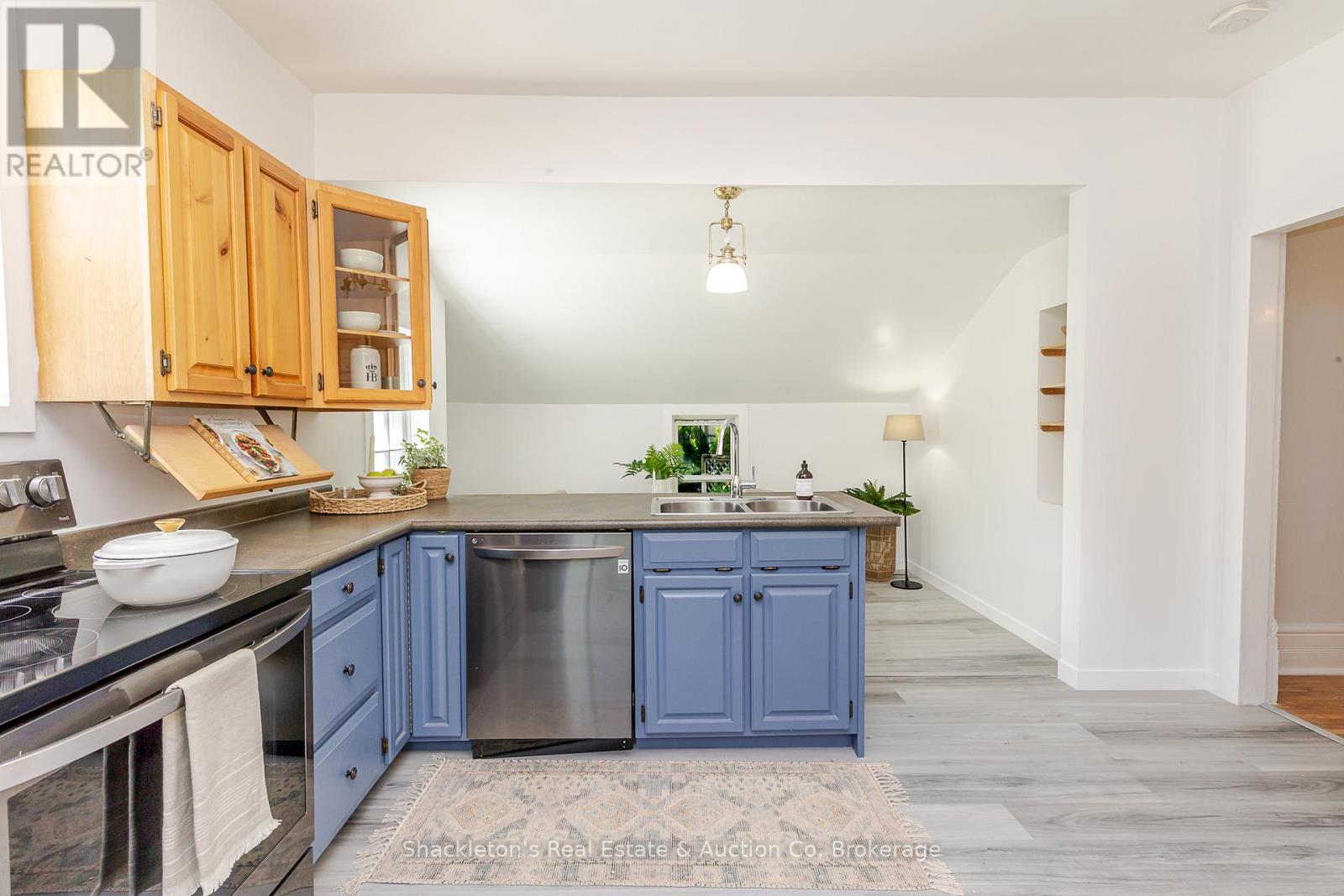 351 West Gore Street, Stratford, Ontario  N5A 1K9 - Photo 15 - X13432976