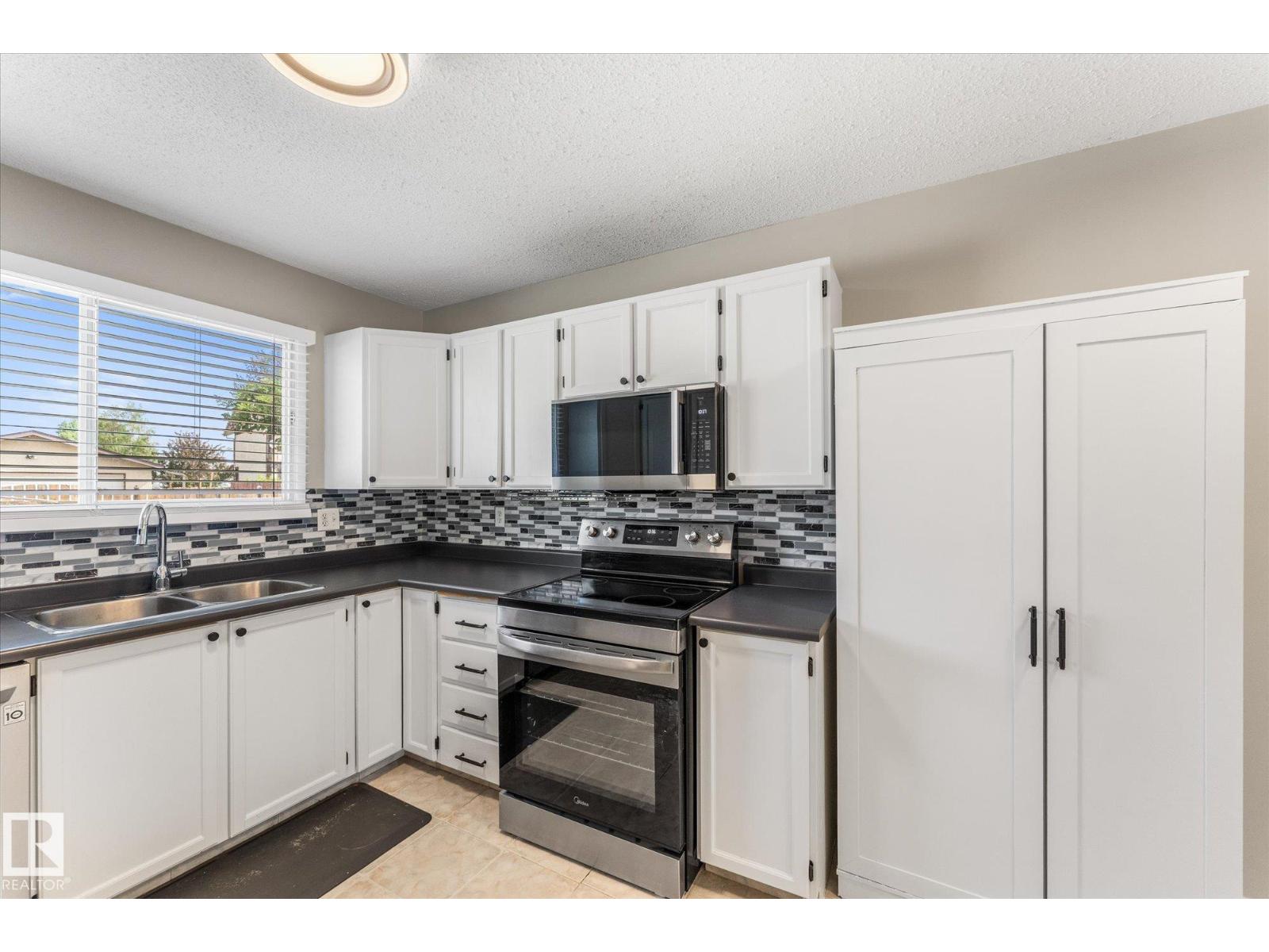 13840 30 St NW, Edmonton, Alberta  T5Y 1M5 - Photo 17 - E4493098
