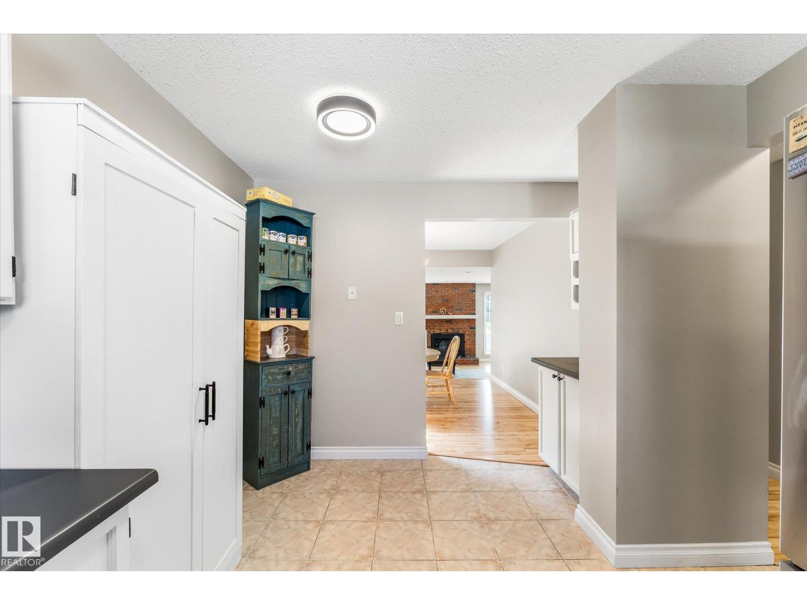 13840 30 St NW, Edmonton, Alberta  T5Y 1M5 - Photo 18 - E4493098