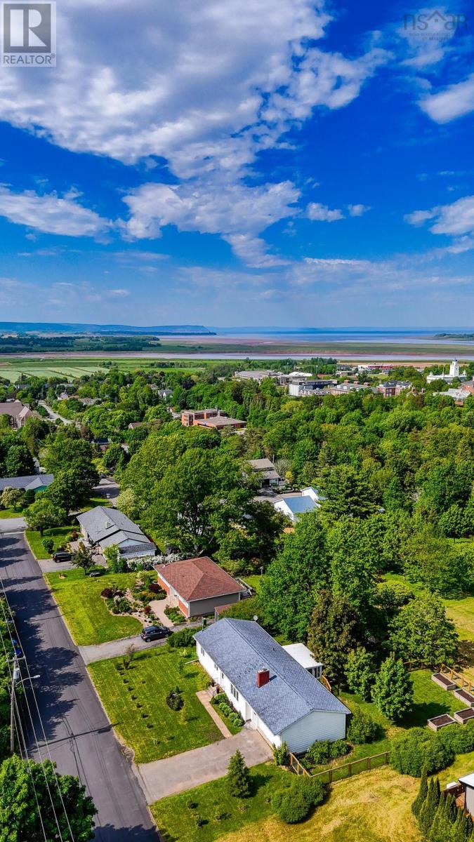 5 Grandview Drive, Wolfville, Nova Scotia  B4P 1W5 - Photo 35 - 202614123