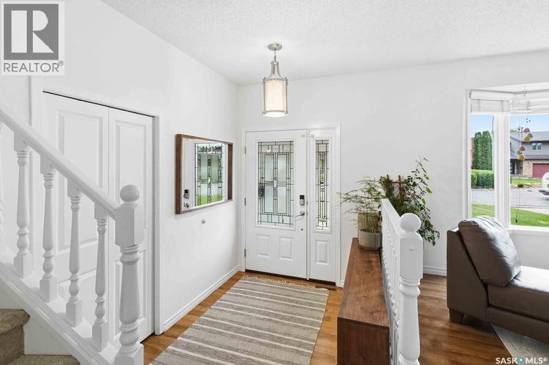 142 Neusch Crescent, Saskatoon, Saskatchewan  S7K 7V3 - Photo 2 - SK039106