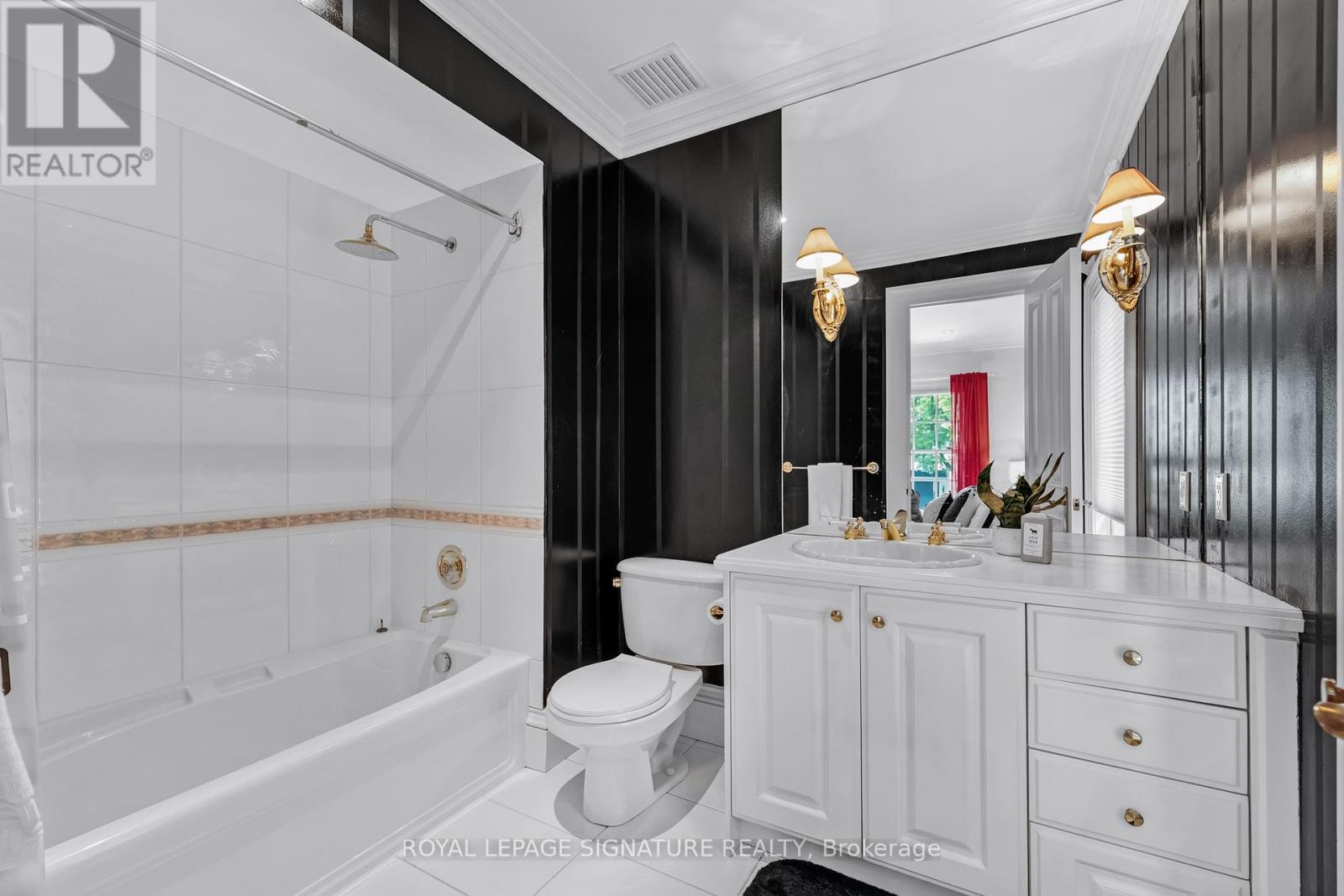 127 Buckingham Avenue, Toronto, Ontario  M4N 1R5 - Photo 27 - C13432914