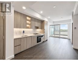 569 - 68 ESTHER SHINER BOULEVARD, Toronto, Ontario
