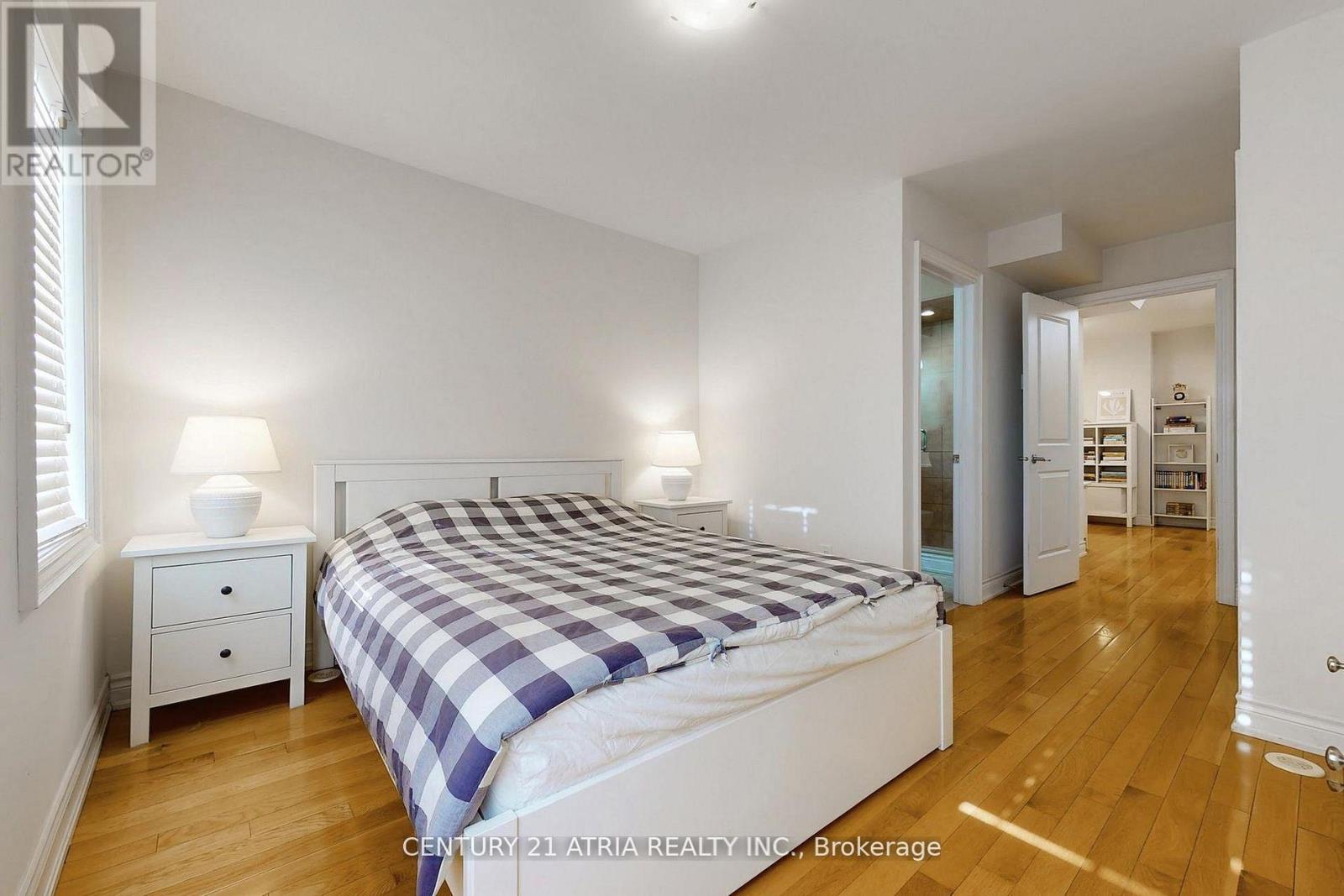 76 Hargrave Lane, Toronto, Ontario  M4N 0A4 - Photo 29 - C13433086