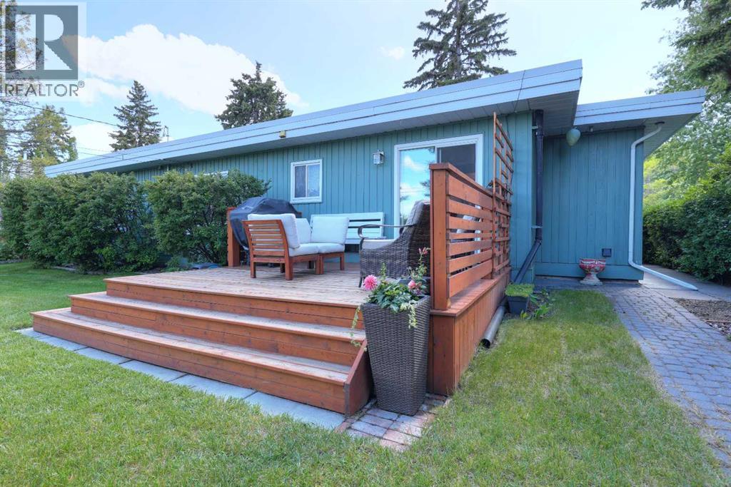 8908 33 Avenue Nw, Calgary, Alberta  T3B 1M6 - Photo 8 - A2317007
