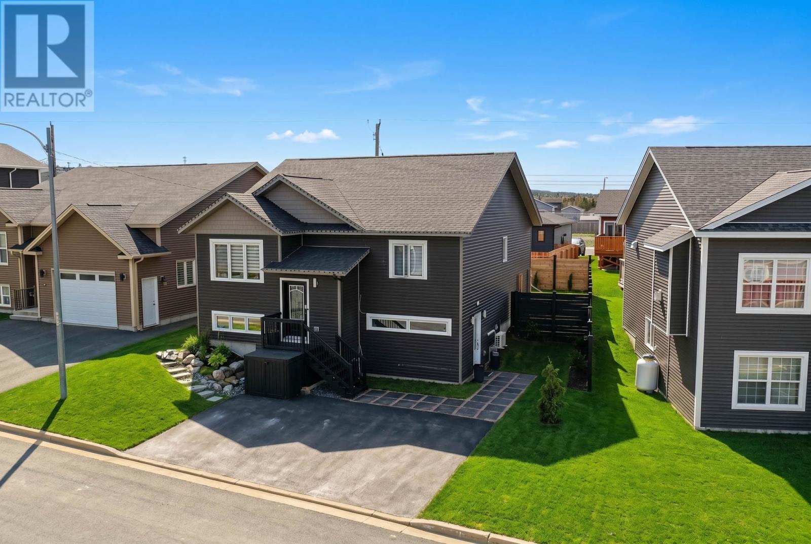 6 Caravelle Place, St. John's, Newfoundland & Labrador