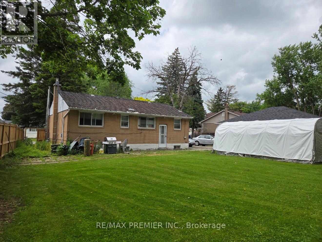 15 Fran Drive, Vaughan, Ontario  L4L 1P2 - Photo 3 - N13433036