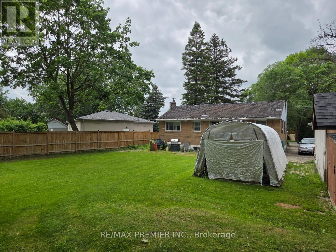 15 Fran Drive, Vaughan, Ontario  L4L 1P2 - Photo 5 - N13433036