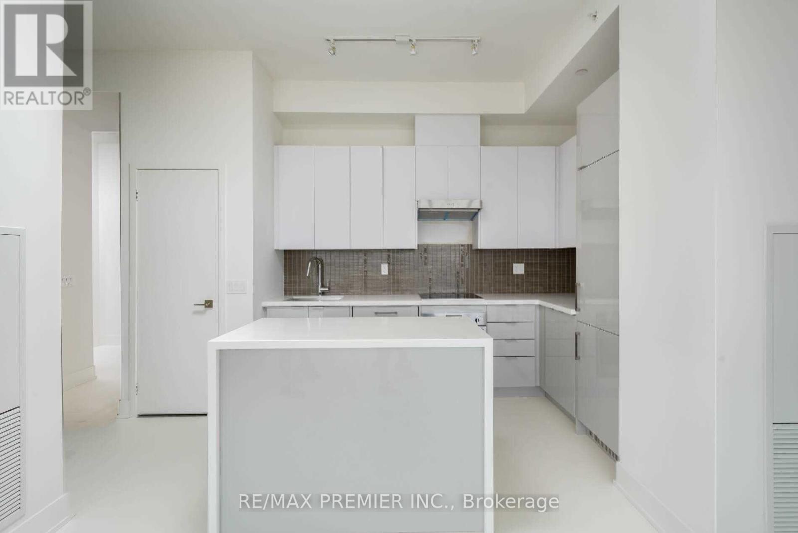 3007 - 2908 Highway 7, Vaughan, Ontario  L4K 0K5 - Photo 7 - N13433052