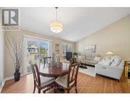 17 WICKER PARK WAY, Whitby, Ontario