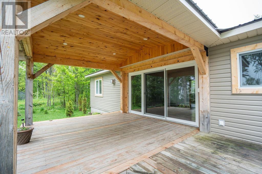 1088 Four Seasons Dr, Sault Ste. Marie, Ontario  P0S 1E0 - Photo 9 - SM261401