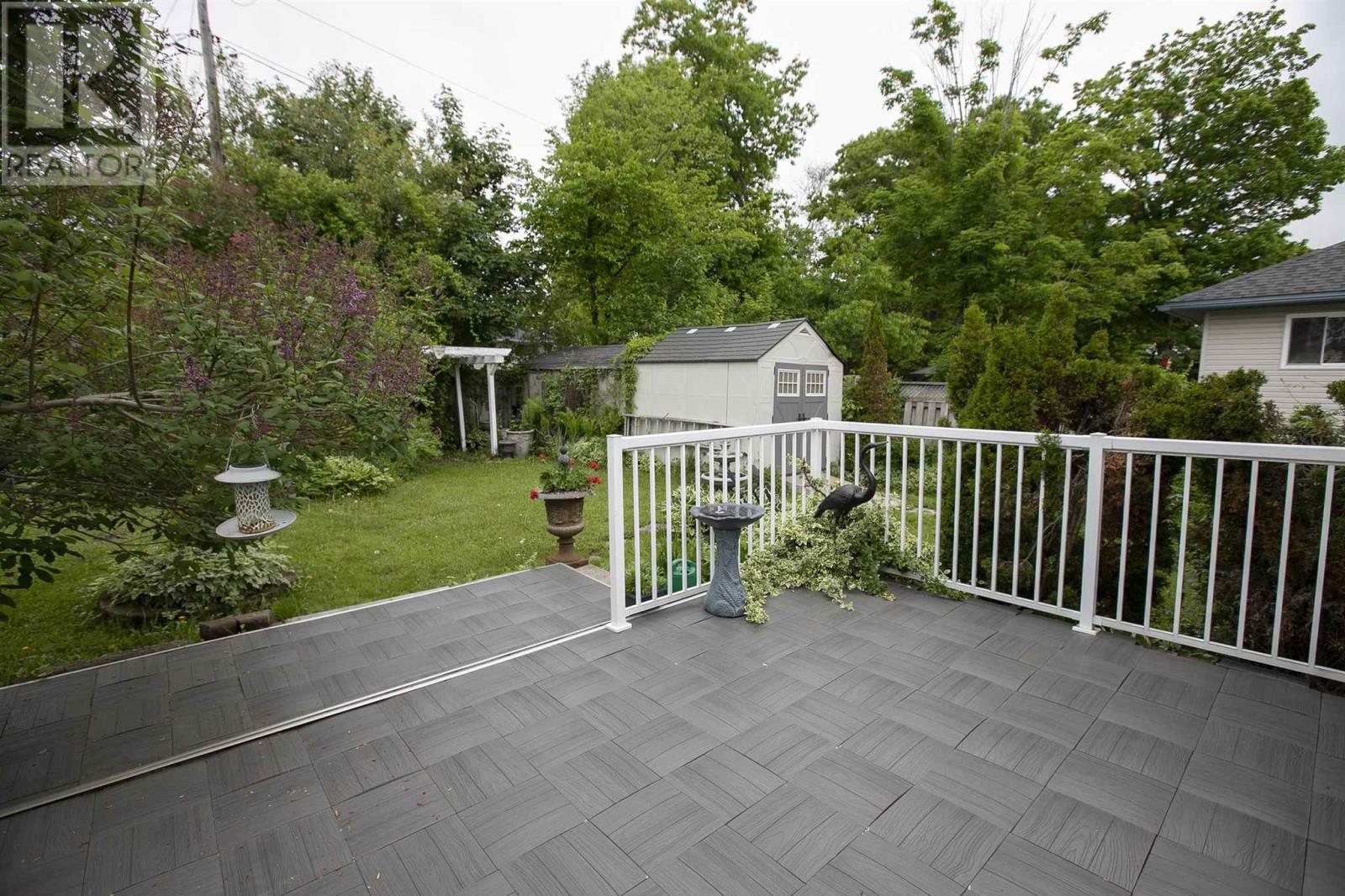855 Lake St, Sault Ste. Marie, Ontario  P6B 6K2 - Photo 12 - SM261404