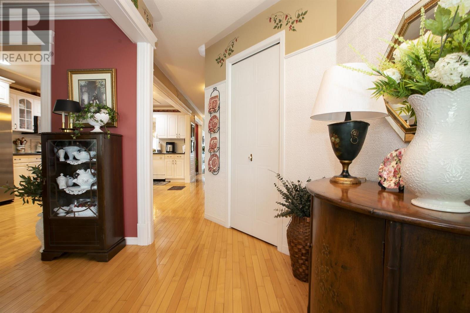 855 Lake St, Sault Ste. Marie, Ontario  P6B 6K2 - Photo 16 - SM261404
