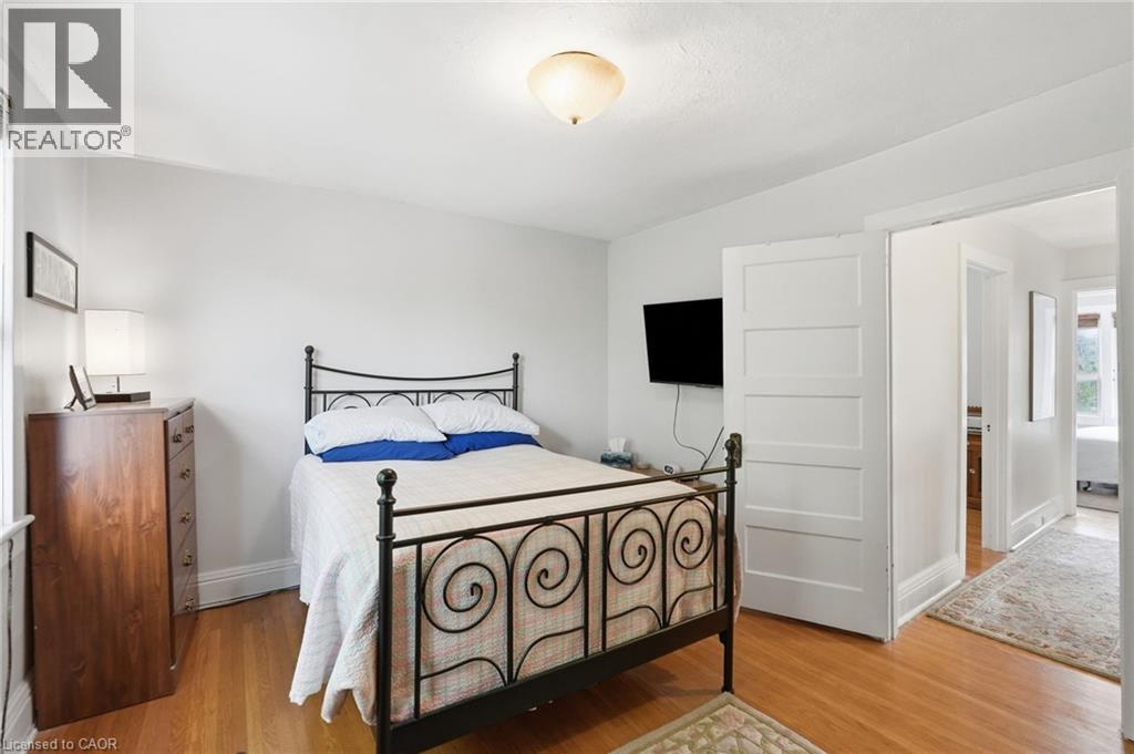 16 Connaught Avenue N, Hamilton, Ontario  L8L 6Y7 - Photo 27 - 40838939