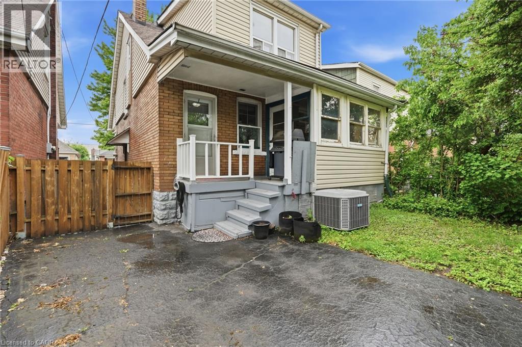 16 Connaught Avenue N, Hamilton, Ontario  L8L 6Y7 - Photo 46 - 40838939