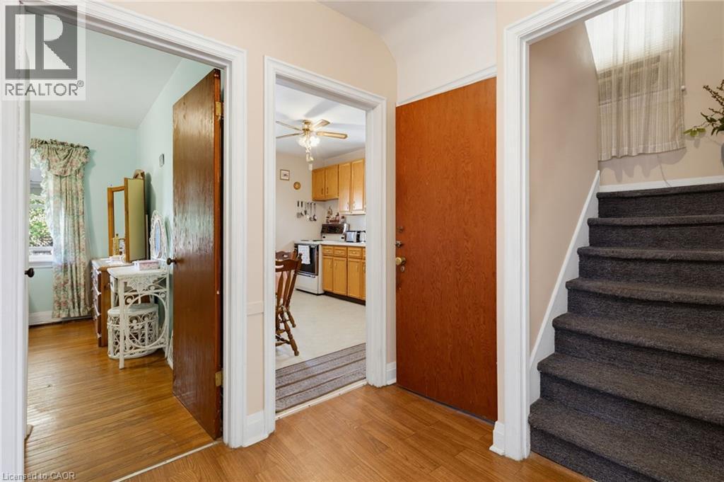 47 Crosthwaite Avenue S, Hamilton, Ontario  L8K 2T9 - Photo 11 - 40837634