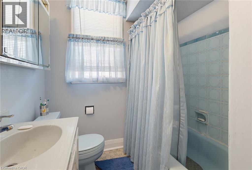 47 Crosthwaite Avenue S, Hamilton, Ontario  L8K 2T9 - Photo 21 - 40837634