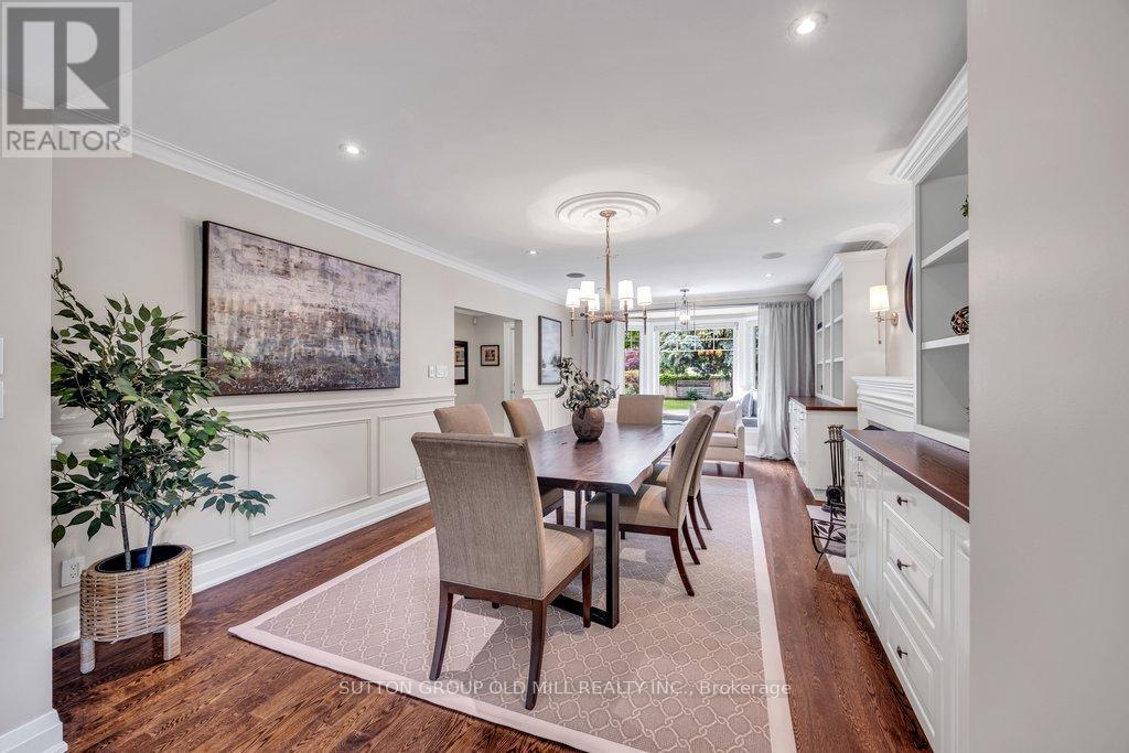 38 Edgemore Drive, Toronto, Ontario  M8Y 2N3 - Photo 10 - W13432944