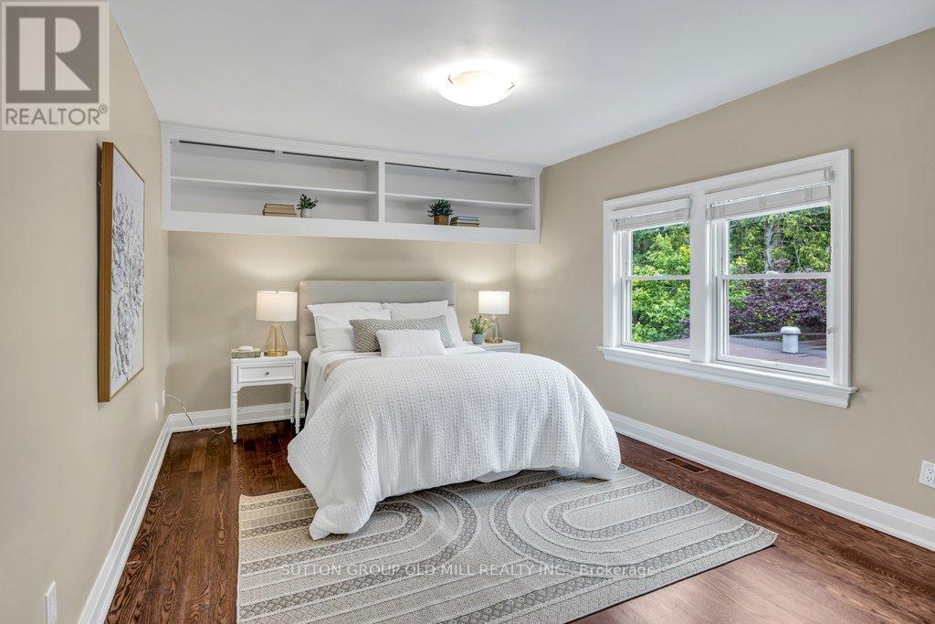 38 Edgemore Drive, Toronto, Ontario  M8Y 2N3 - Photo 24 - W13432944