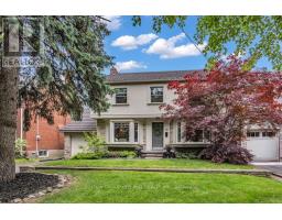 38 EDGEMORE DRIVE, Toronto, Ontario