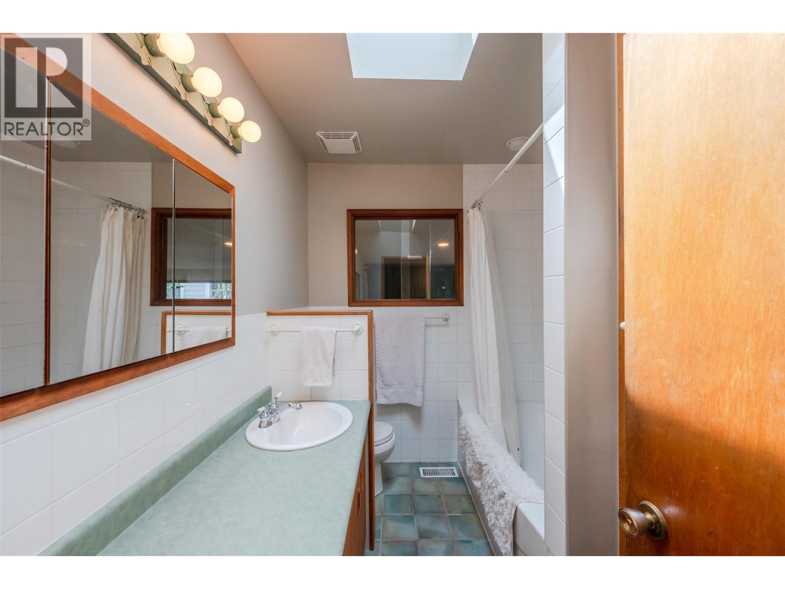 11819 Grant Avenue, Summerland, British Columbia  V0H 1Z8 - Photo 20 - 10390412