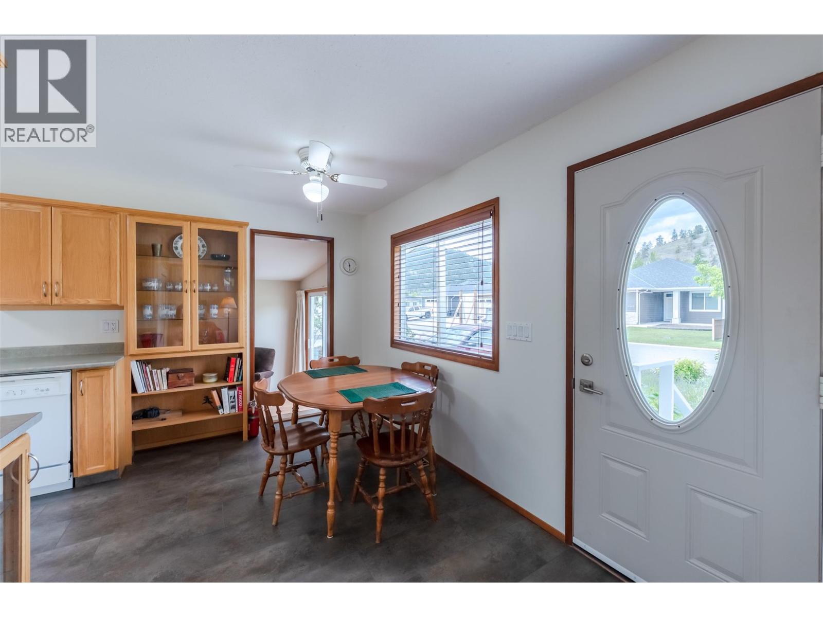 11819 Grant Avenue, Summerland, British Columbia  V0H 1Z8 - Photo 8 - 10390412
