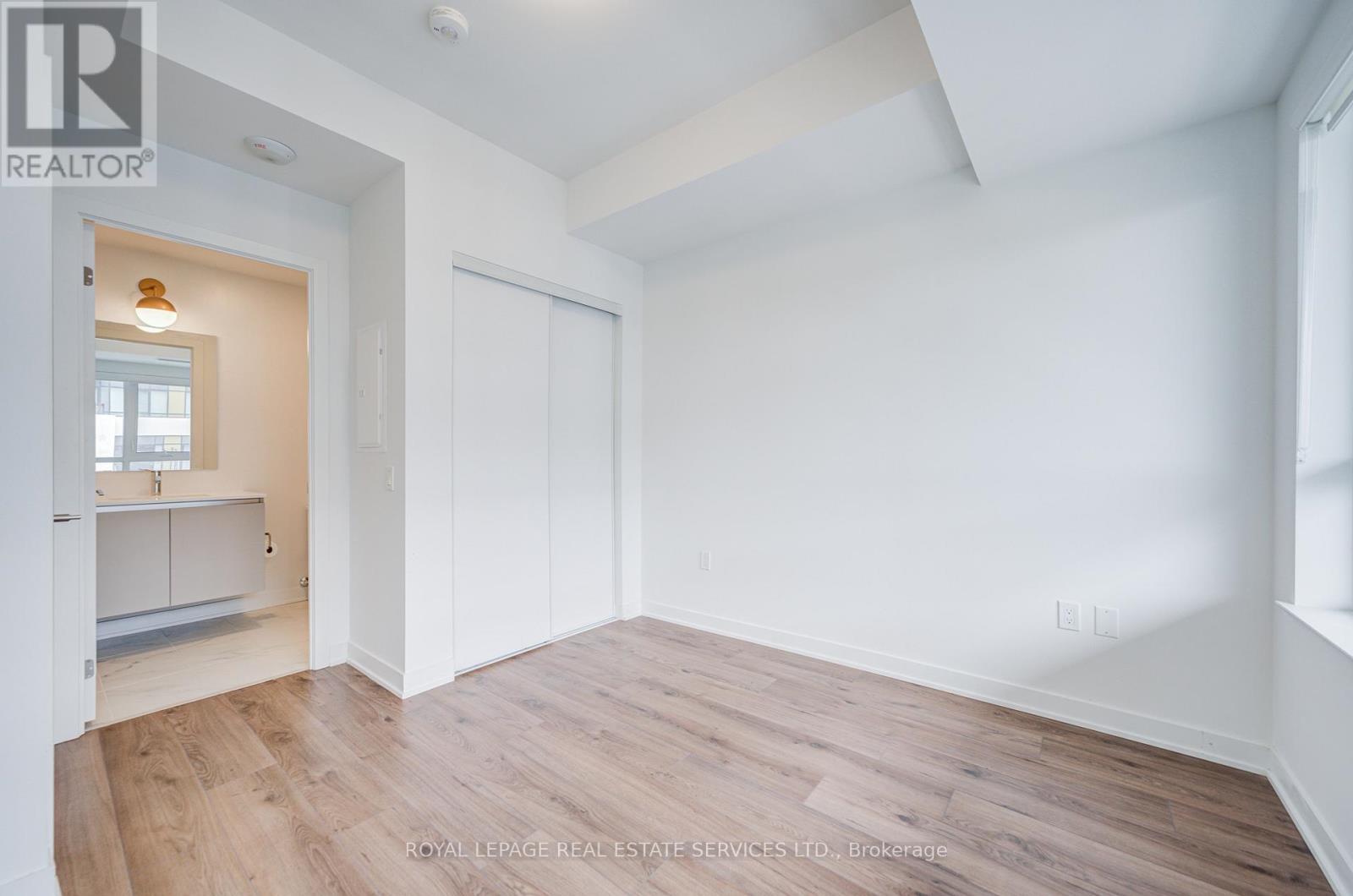 822 - 395 Dundas Street W, Oakville, Ontario  L6M 5R8 - Photo 19 - W13427716
