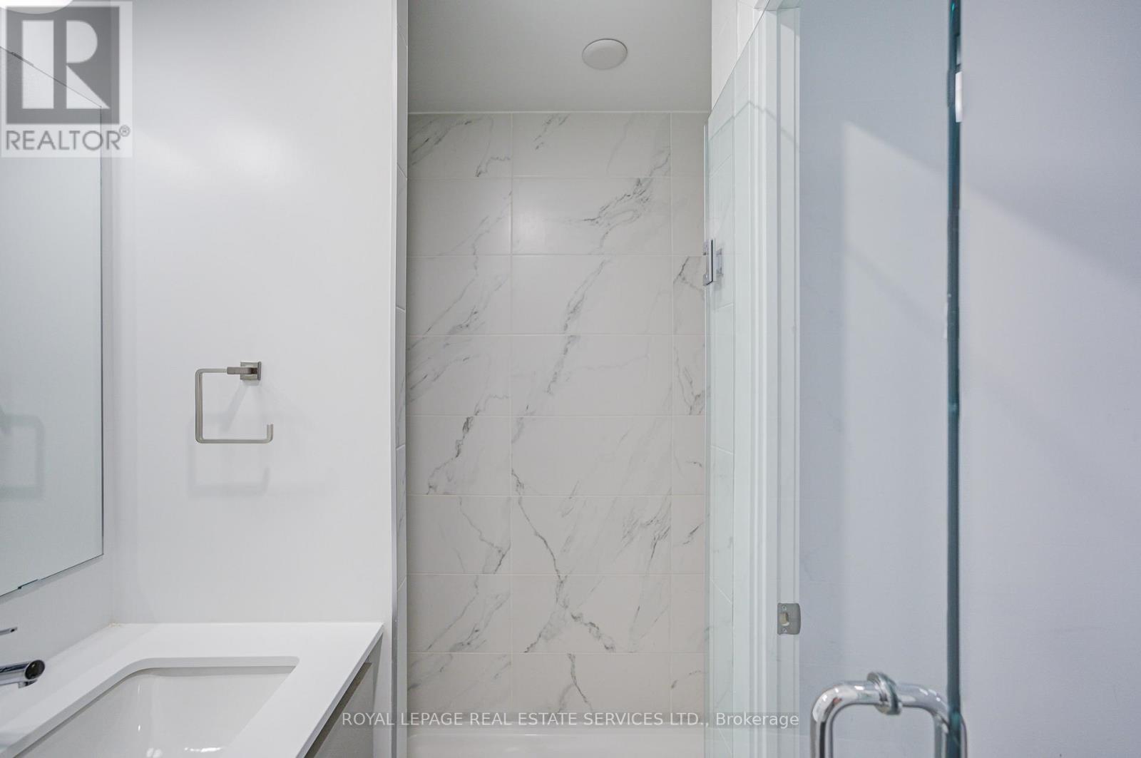 822 - 395 Dundas Street W, Oakville, Ontario  L6M 5R8 - Photo 26 - W13427716