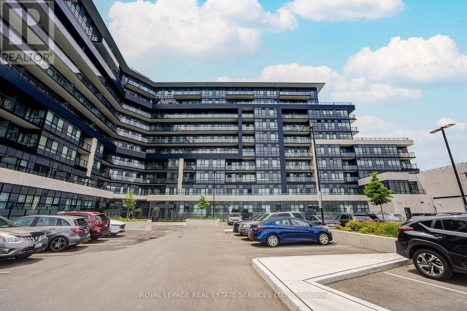 822 - 395 Dundas Street W, Oakville, Ontario  L6M 5R8 - Photo 9 - W13427716