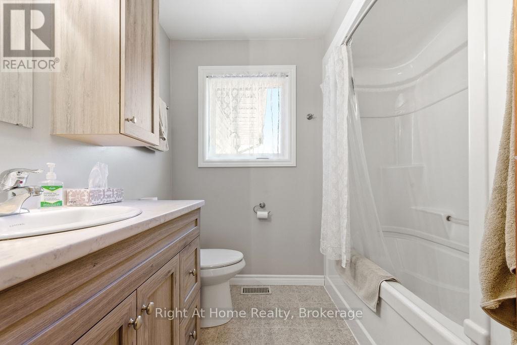 61c Blackfish Bay Rd Road, Madawaska Valley, Ontario  K0J 1L0 - Photo 22 - X13433276