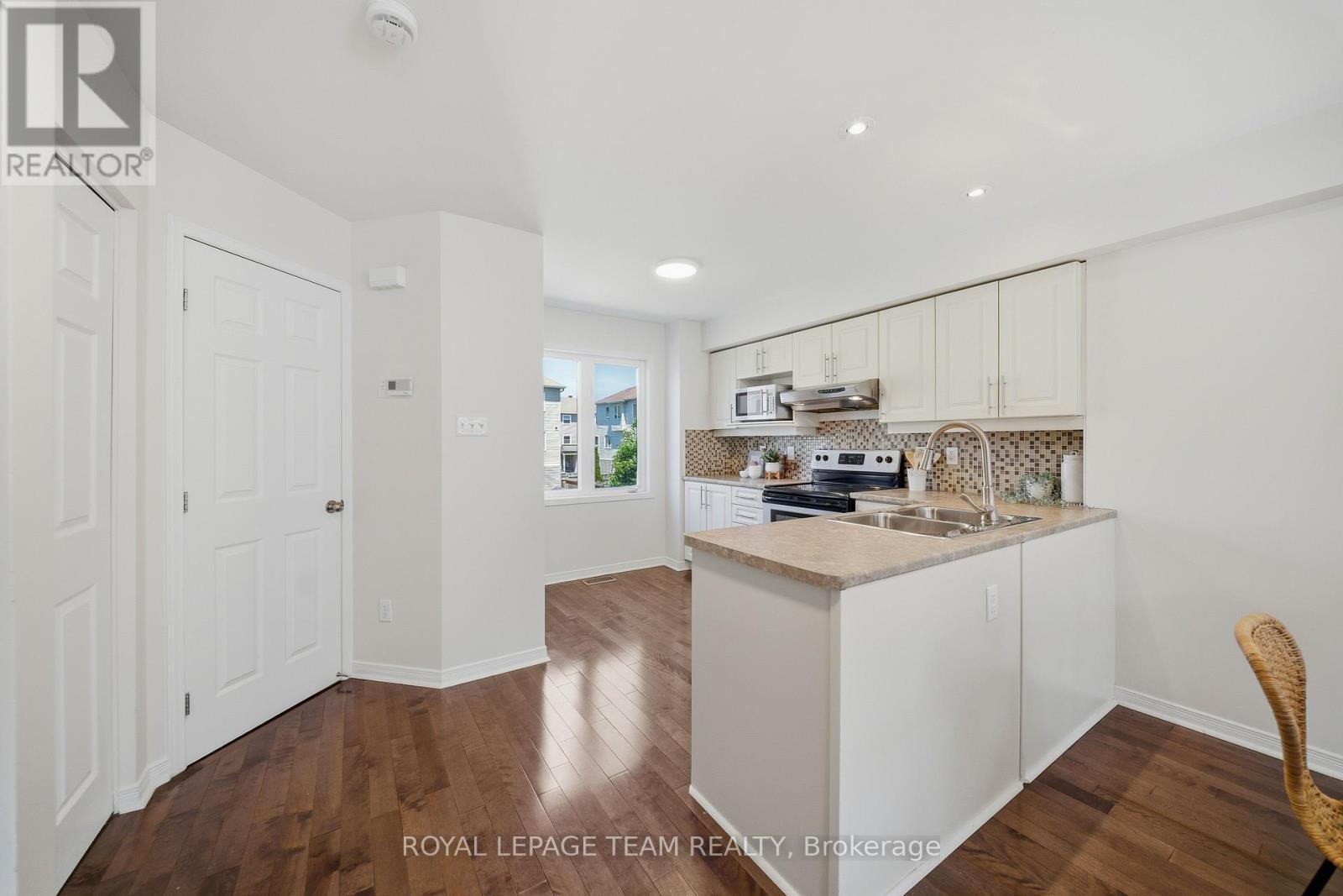 441 Sadar Private, Ottawa, Ontario  K2J 0C8 - Photo 8 - X13433210