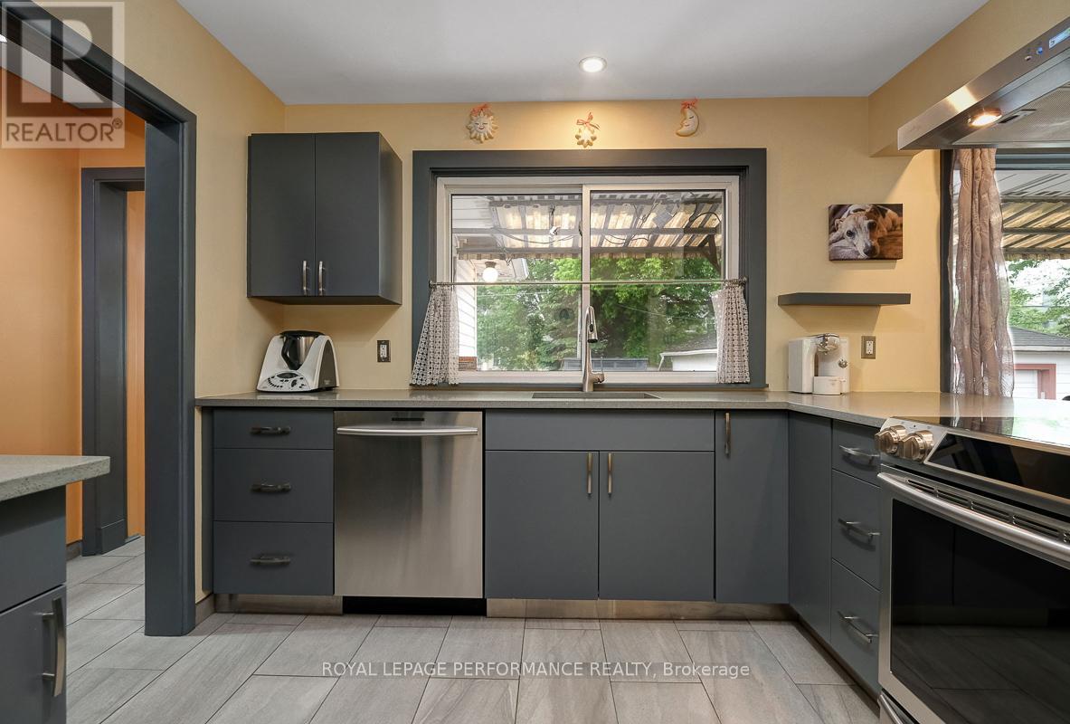 102 Donald Street, Ottawa, Ontario  K1K 1N2 - Photo 15 - X13433240