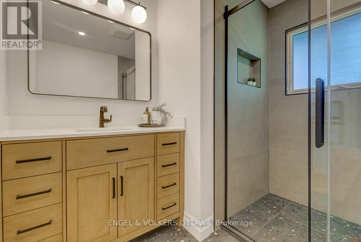 54 Qualicum Street, Ottawa, Ontario  K2H 7H4 - Photo 24 - X13433346