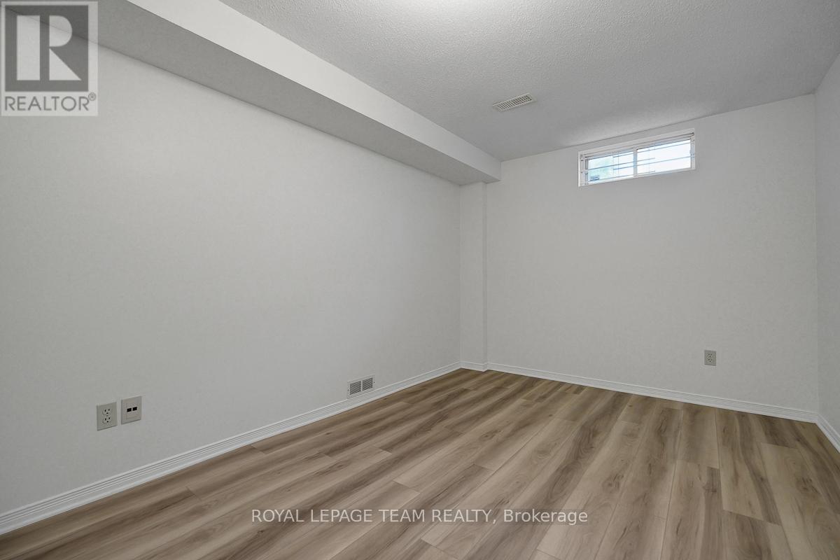 91 Dossetter Way, Ottawa, Ontario  K1G 4S6 - Photo 38 - X13433356