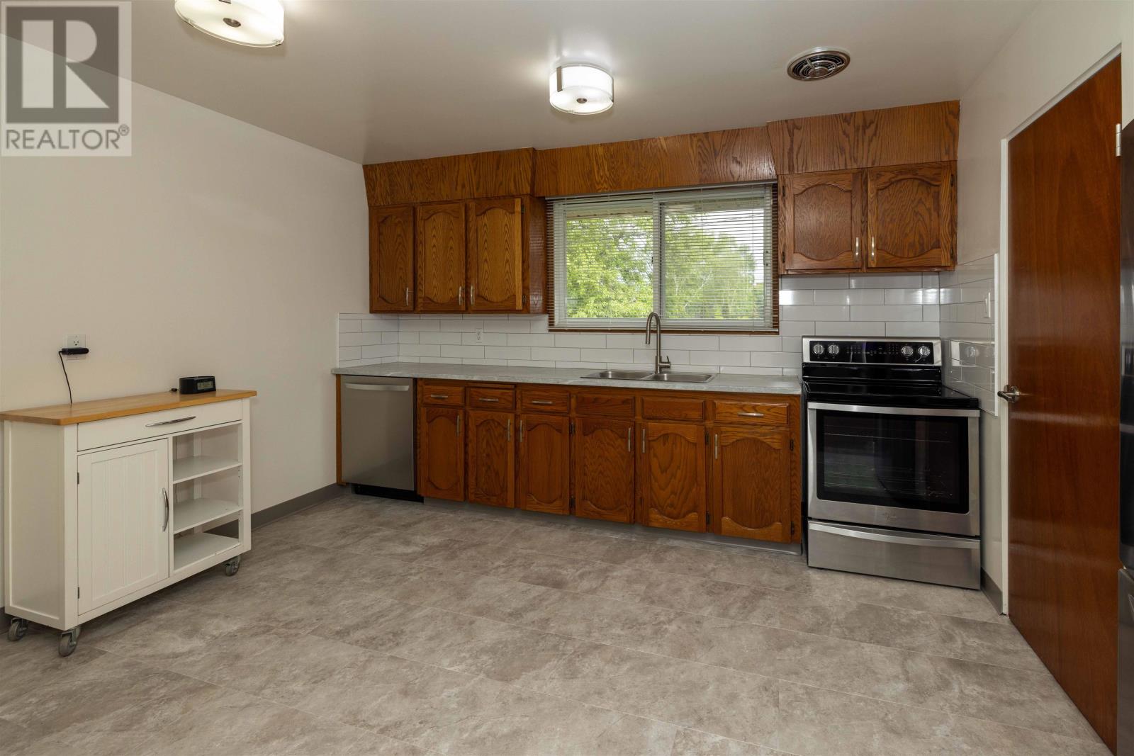 641 Catherine St, Thunder Bay, Ontario  P7E 1L4 - Photo 15 - TB2601471