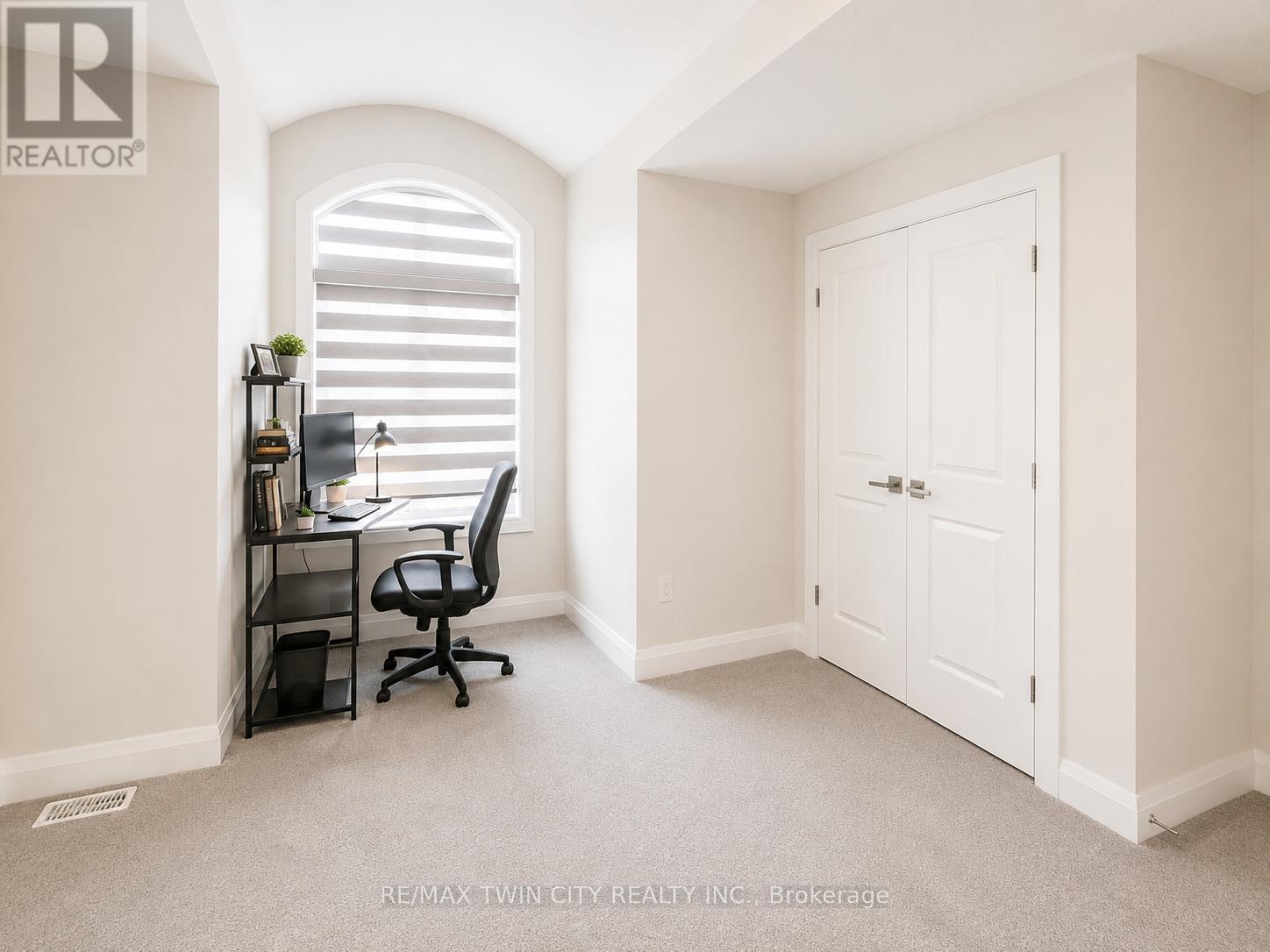 514 Bridgemill Crescent, Kitchener, Ontario  N2A 0A3 - Photo 18 - X13432926