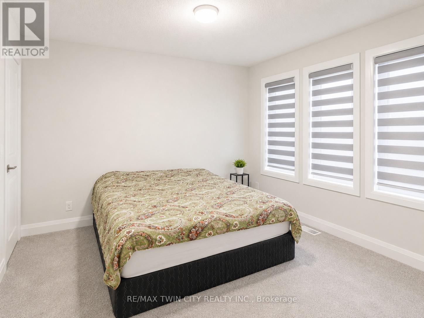 514 Bridgemill Crescent, Kitchener, Ontario  N2A 0A3 - Photo 20 - X13432926