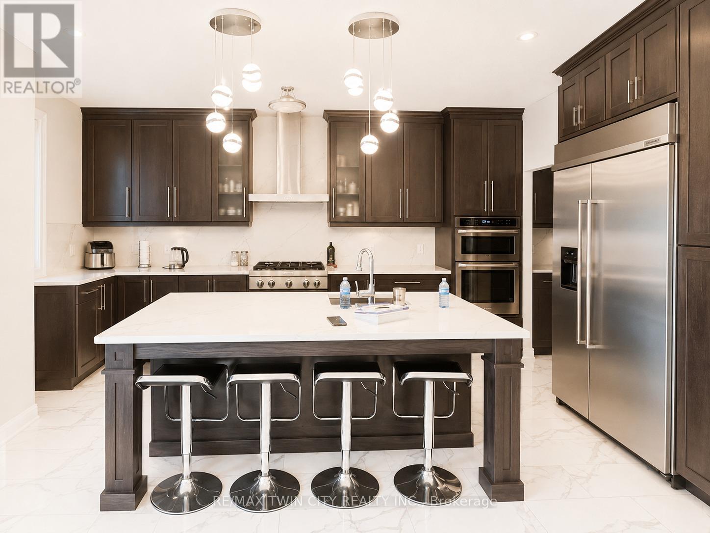 514 Bridgemill Crescent, Kitchener, Ontario  N2A 0A3 - Photo 6 - X13432926