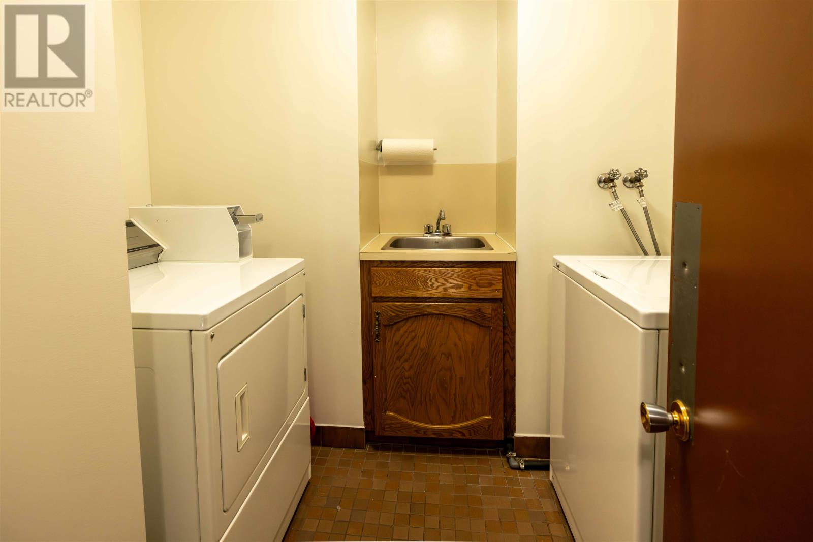 641 Catherine St, Thunder Bay, Ontario  P7E 1L4 - Photo 25 - TB2601471
