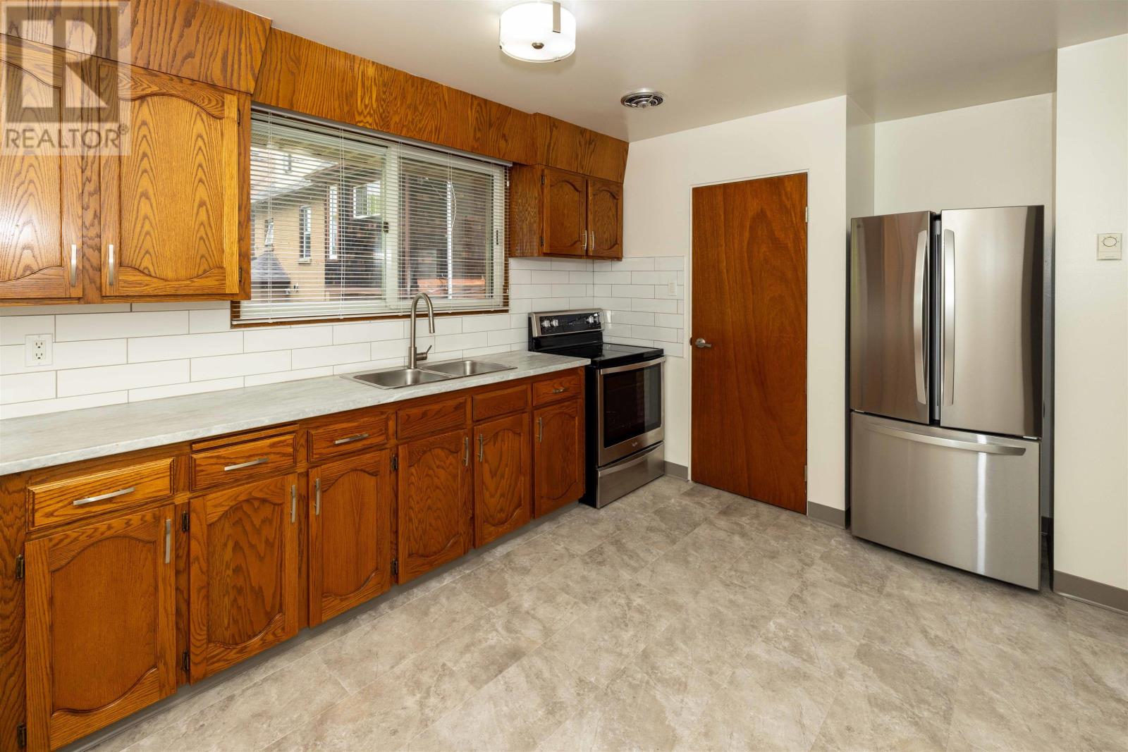 641 Catherine St, Thunder Bay, Ontario  P7E 1L4 - Photo 16 - TB2601471