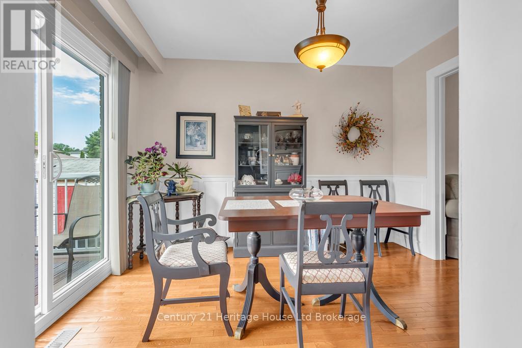 233 Diefenbaker Drive, Woodstock, Ontario  N4S 8K1 - Photo 10 - X13433334